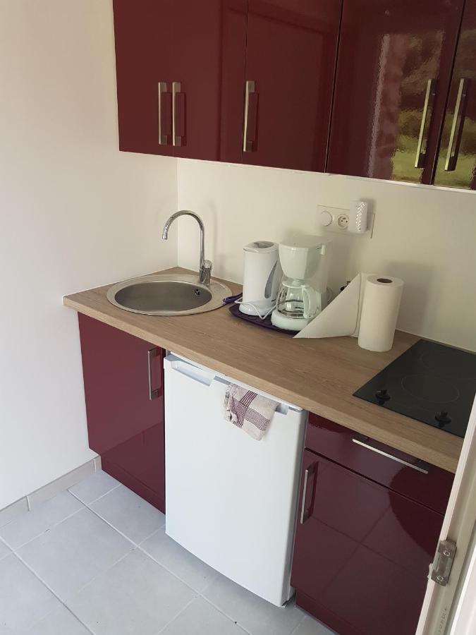 La Puisatiere Apartman Saint-Pierre-d’Arthéglise Kültér fotó