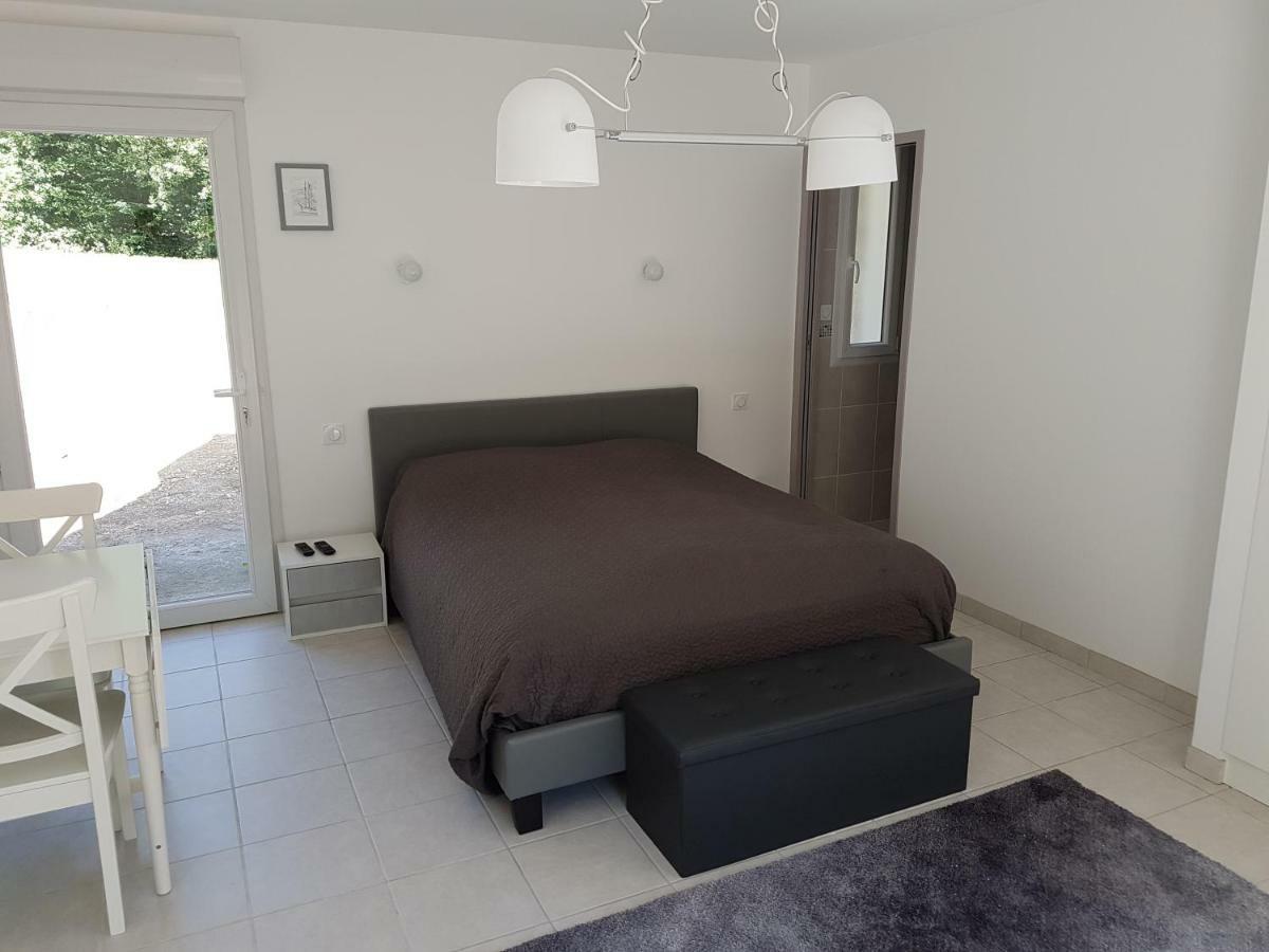 La Puisatiere Apartman Saint-Pierre-d’Arthéglise Kültér fotó