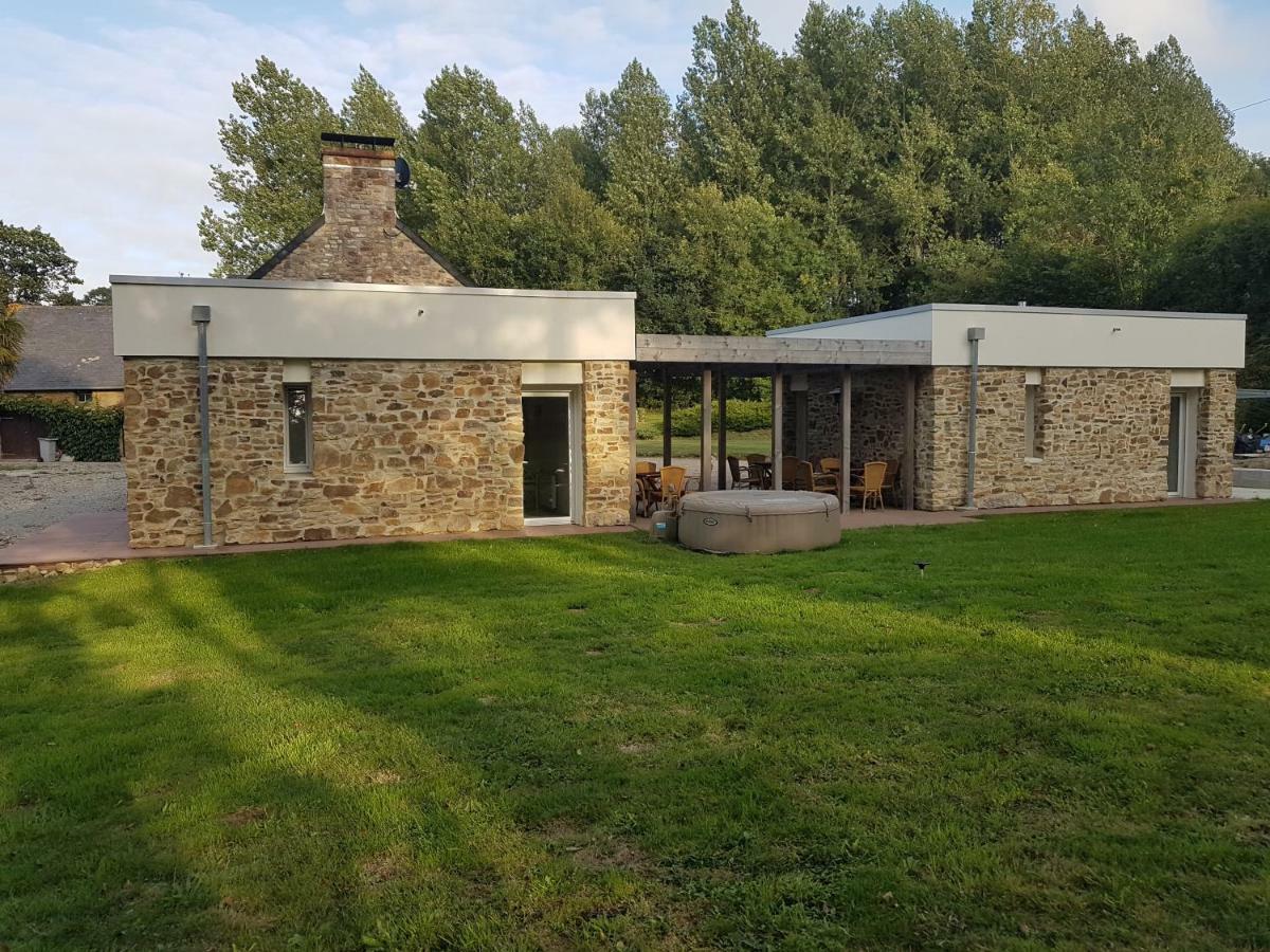 La Puisatiere Apartman Saint-Pierre-d’Arthéglise Kültér fotó